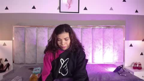 Selene online show from September 28, 2025, 12:38 am