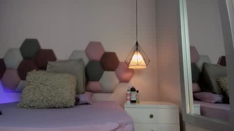 Selene Lujan online show from February 22, 2026, 2:15 pm