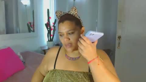 Selenna1 online show from February 28, 2025, 1:36 pm