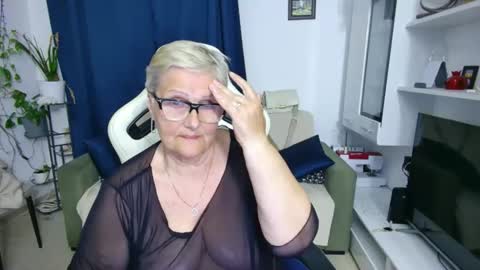 Selenna online show from May 9, 2026, 5:51 pm