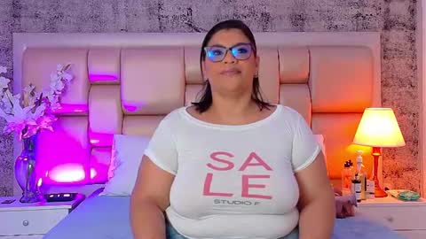 Selenna Cooper online show from June 10, 2026, 12:04 pm