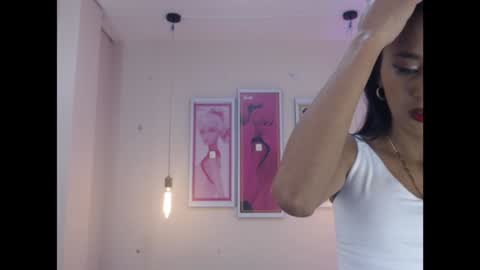 Mayte online show from January 24, 2025, 1:14 pm