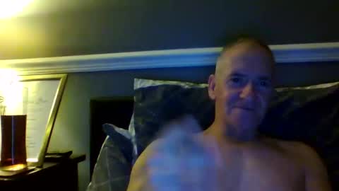 selfsucker28772 online show from November 30, 2025, 11:31 pm