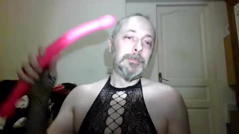 call me how you want its ok online show from December 18, 2025, 7:09 pm