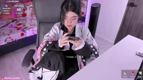 Selina online show from September 12, 2025, 1:28 am