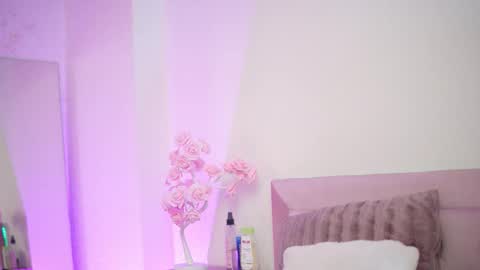  Selina  online show from October 11, 2025, 7:01 pm