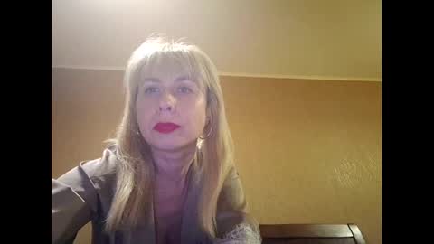 SelinaLovqx online show from April 1, 2026, 7:55 pm