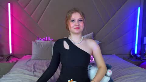SelinSwarovski online show from January 31, 2025, 2:48 am