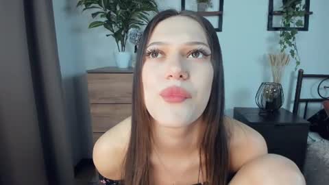 Julia online show from June 25, 2026, 7:35 am