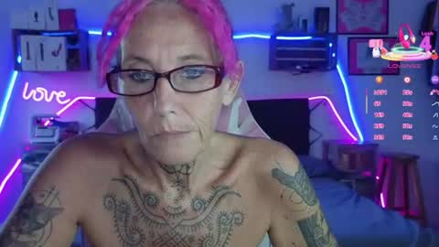 Selvaggia Del Caribe online show from August 4, 2026, 3:14 pm