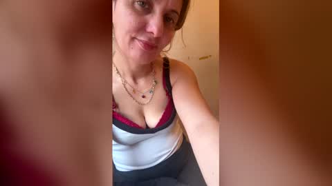 Sennya online show from February 5, 2026, 10:20 am