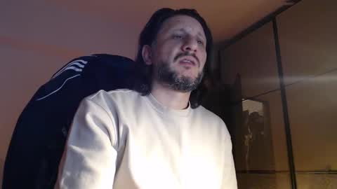 senorneby online show from March 9, 2026, 6:34 pm