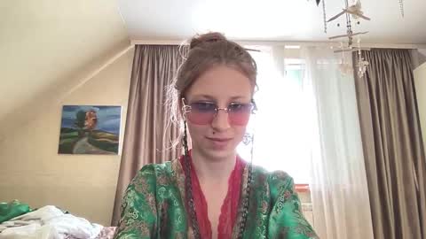 senseinner online show from September 26, 2025, 12:53 pm