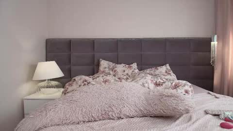 Jasmine online show from March 22, 2026, 8:40 am