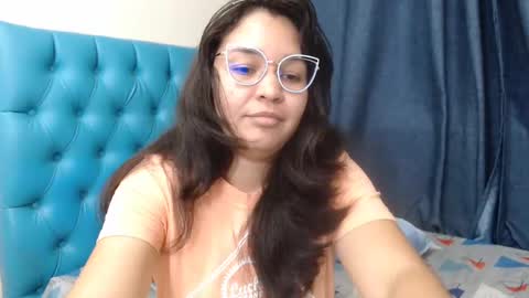 Vanessa online show from December 8, 2024, 12:07 am