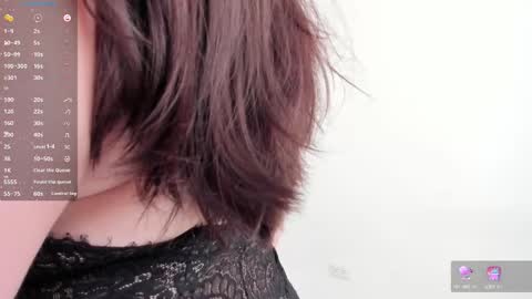 Snapshot of sensual_woman11 chatting on October 4, 2025, 7:23 pm MIA online show from October 4, 2025, 7:23 pm