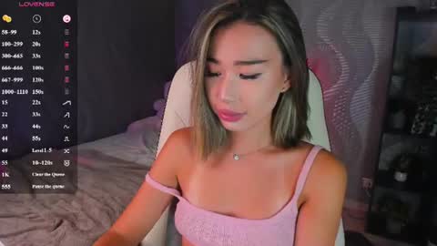 Kiki online show from June 18, 2026, 3:38 pm