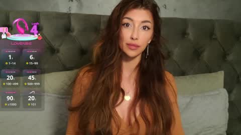 Snapshot of sensualldream chatting on May 18, 2026, 12:40 am Alya online show from May 18, 2026, 12:40 am