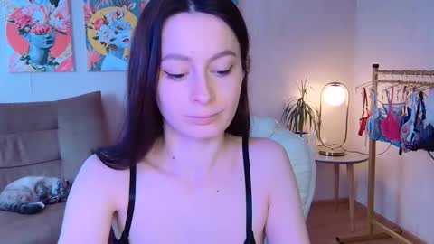 sensuallucy233 online show from November 18, 2025, 7:57 am