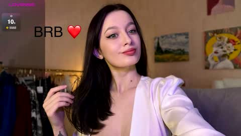 sensuallucy233 online show from January 10, 2026, 7:43 am