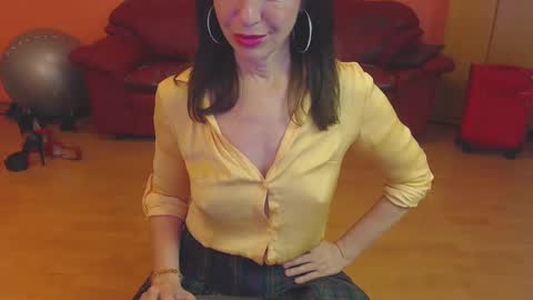 sensualmyra online show from January 12, 2025, 8:25 am