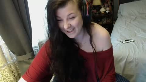 Tara online show from November 28, 2025, 1:36 pm