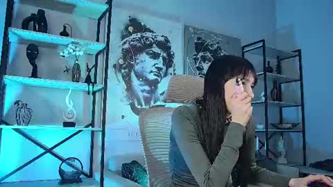 Sera online show from June 14, 2026, 1:57 pm