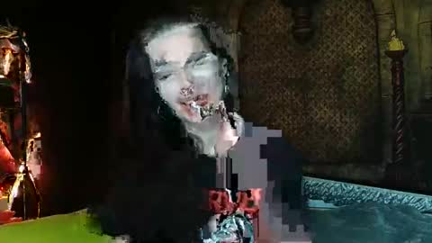 Seraphin Munster online show from March 4, 2026, 6:36 pm