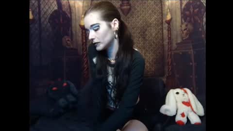 Snapshot of seraphinmunster chatting on August 8, 2026, 10:23 pm Seraphin Munster online show from August 8, 2026, 10:23 pm
