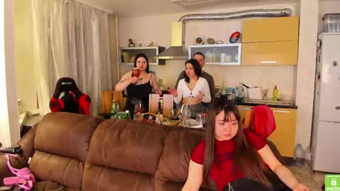 Alisha  Kevin online show from April 30, 2026, 8:57 pm