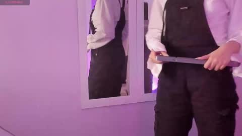 Seren  Follow me online show from January 15, 2026, 11:41 pm