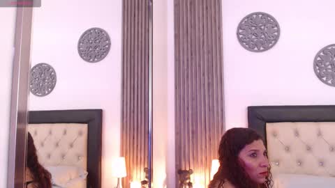 Snapshot of serena_houstonn chatting on September 9, 2025, 11:21 am Serena online show from September 9, 2025, 11:21 am