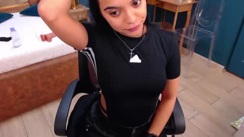 Serena online show from February 28, 2025, 9:58 am