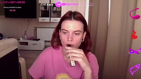 serenamilss online show from September 11, 2025, 7:41 am
