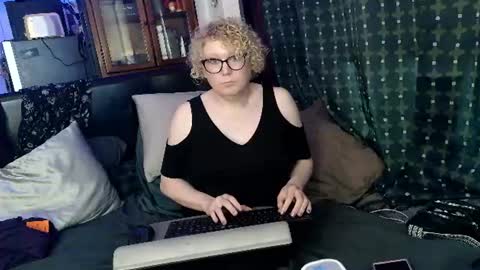 Lady Acedia online show from June 19, 2026, 12:15 am