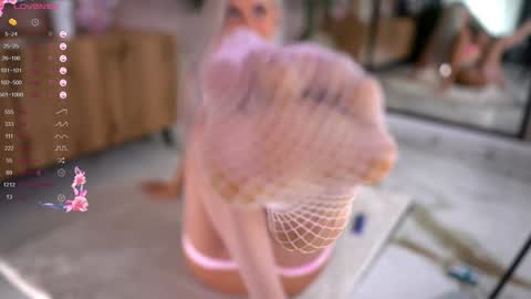 Serene Sophiex online show from September 29, 2025, 8:46 pm