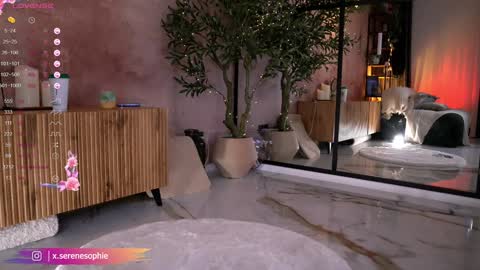 Serene Sophiex online show from October 7, 2025, 9:01 pm