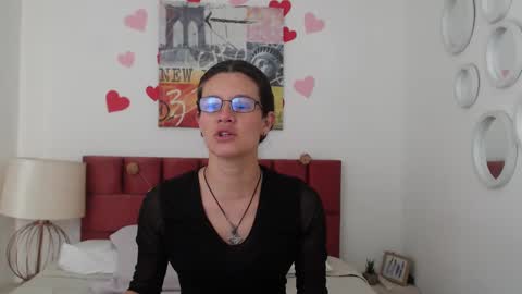 sereneclarks_ online show from March 5, 2025, 12:33 pm