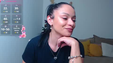 Snapshot of serenesophi chatting on January 20, 2025, 8:09 am SereneSophi online show from January 20, 2025, 8:09 am