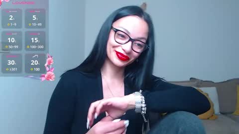 Snapshot of serenesophi chatting on February 7, 2025, 7:40 am SereneSophi online show from February 7, 2025, 7:40 am