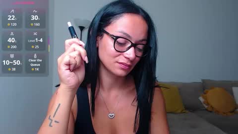 Snapshot of serenesophi chatting on September 26, 2025, 5:22 am SereneSophi online show from September 26, 2025, 5:22 am