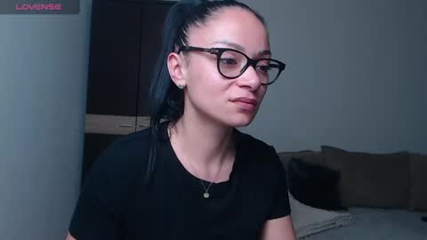 SereneSophi online show from April 29, 2026, 2:26 am