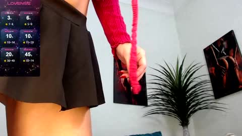 serenexx  your MILF online show from December 6, 2024, 8:26 am