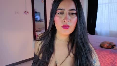 Snapshot of serenna_se chatting on April 29, 2026, 9:32 pm Serenna Cruz online show from April 29, 2026, 9:32 pm
