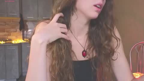 Snapshot of sereta_fin chatting on October 16, 2025, 10:27 am Hey Guys and Girls non-binary personalities Im Sereta online show from October 16, 2025, 10:27 am