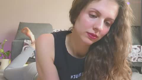 Hey Guys and Girls non-binary personalities  Im Sereta online show from April 30, 2026, 10:43 am
