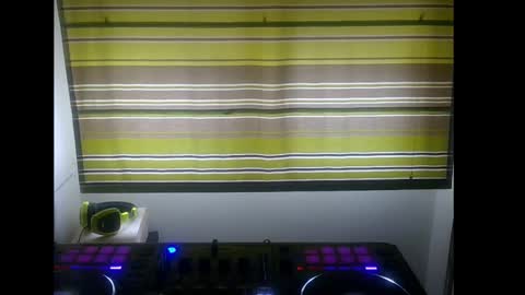 Dj Notorious aka bionik hand online show from September 28, 2025, 4:45 pm