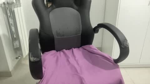 Snapshot of sergiolino941 chatting on November 19, 2025, 10:21 pm euoph-oigres online show from November 19, 2025, 10:21 pm