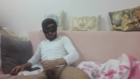 sero98313230 online show from February 12, 2025, 11:51 am