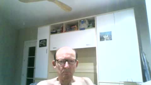Snapshot of serrano49 chatting on October 7, 2025, 5:48 am serrano49 online show from October 7, 2025, 5:48 am